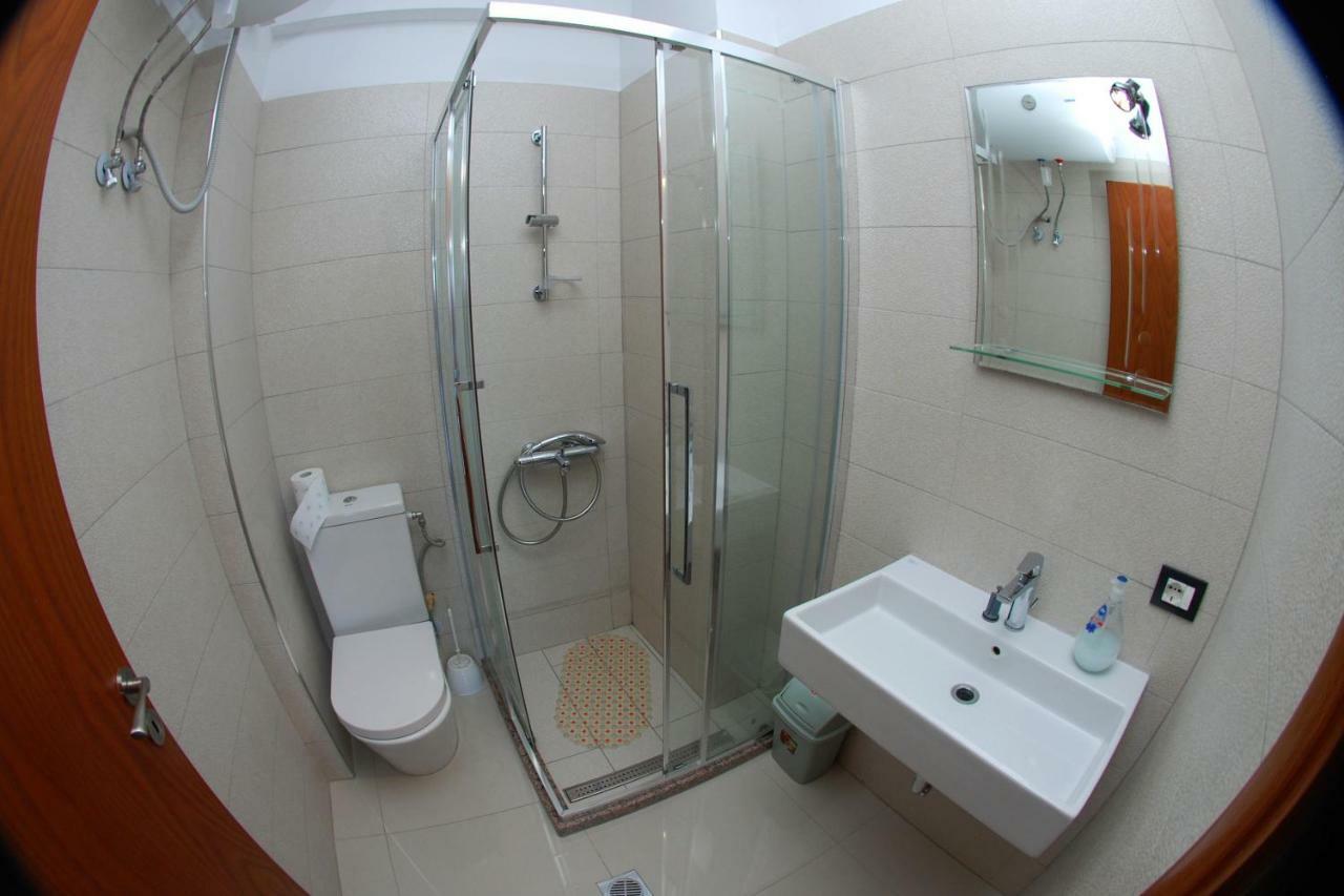 Azzura Flats Apartamento Sarandë Exterior foto